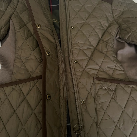 Barbour Quilted Jacket New - Picture 5 of 9